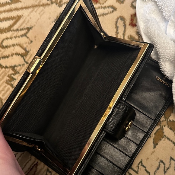 CHANEL Black Quilted Leather Wallet Vintage with COA - Picture 12 of 15